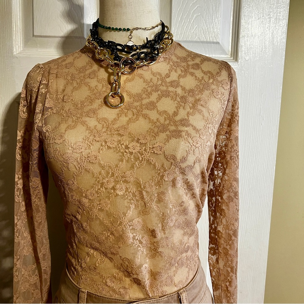 Wms Floral Mesh Lace Sheer Blush Embroidered Feminine Romantic Top XS - Picture 2 of 11